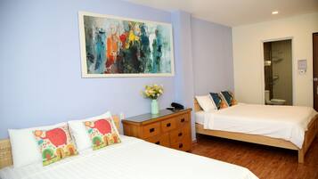 Desk, rollaway beds, free WiFi