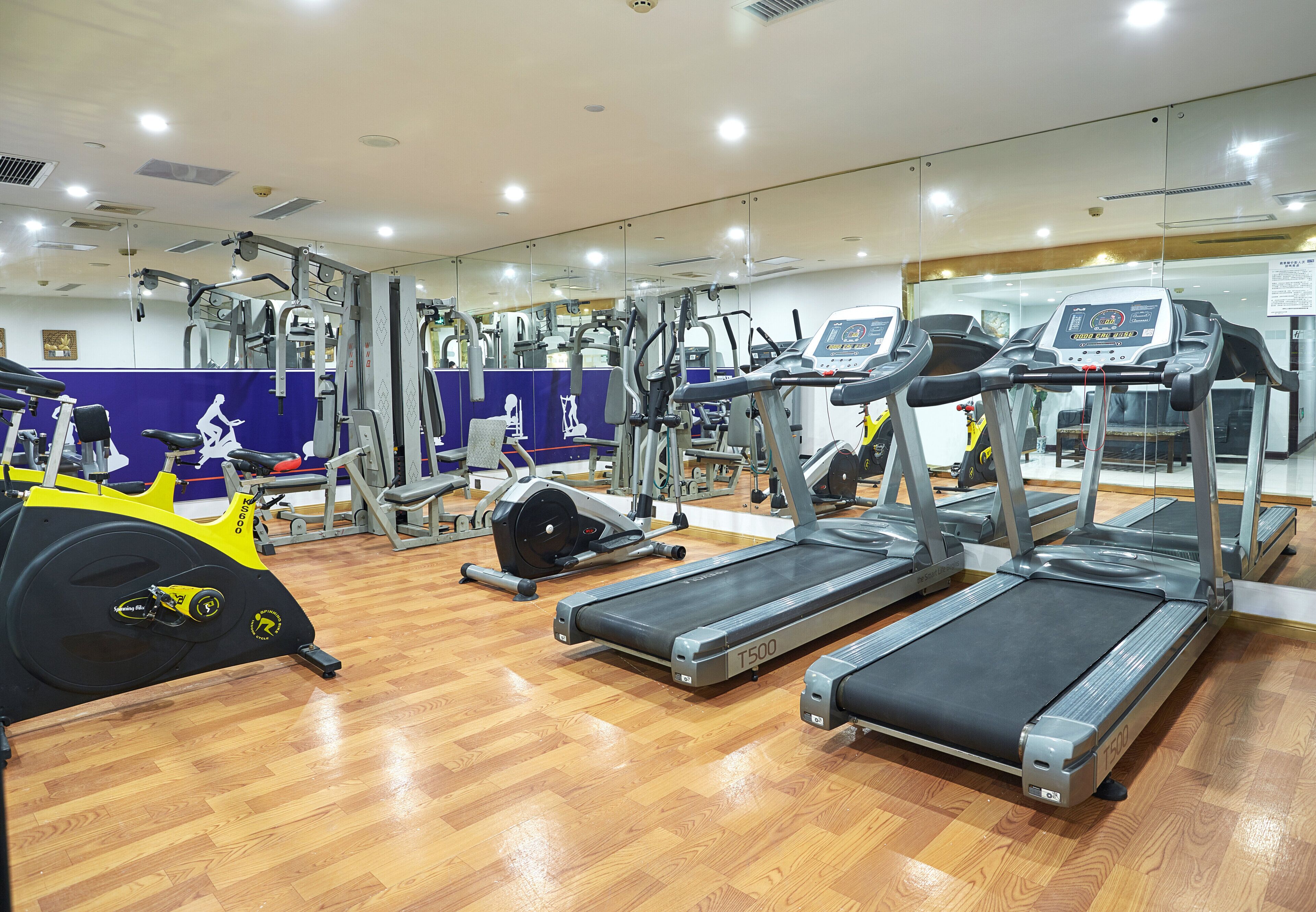 피트니스 시설
