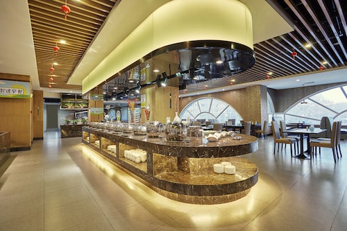 Holiday Inn Express Nanjing Xuanwu Lake by IHG