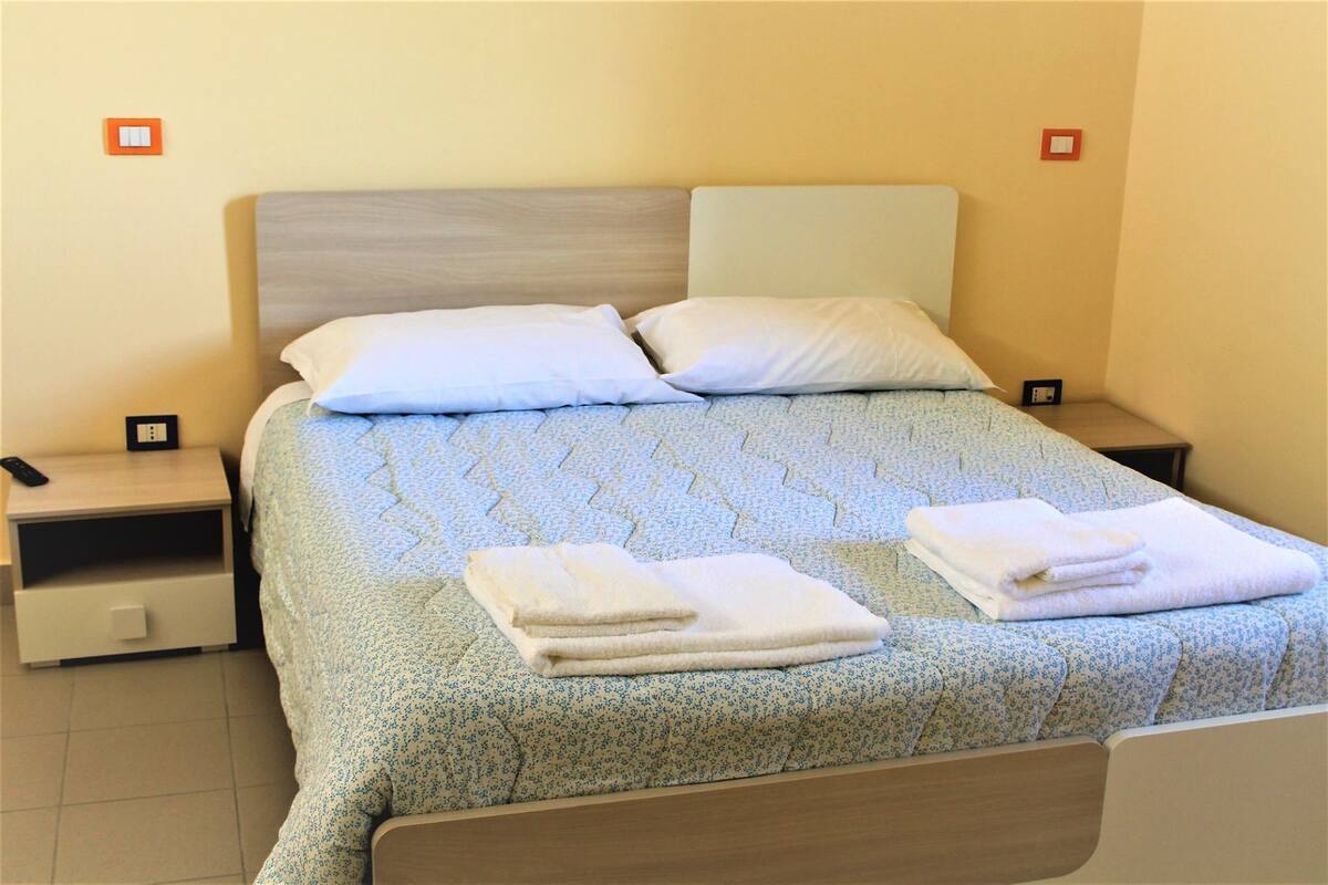 Apartment, 1 Bedroom | Minibar, bed sheets