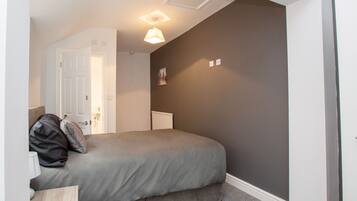 Kamar Double, ensuite