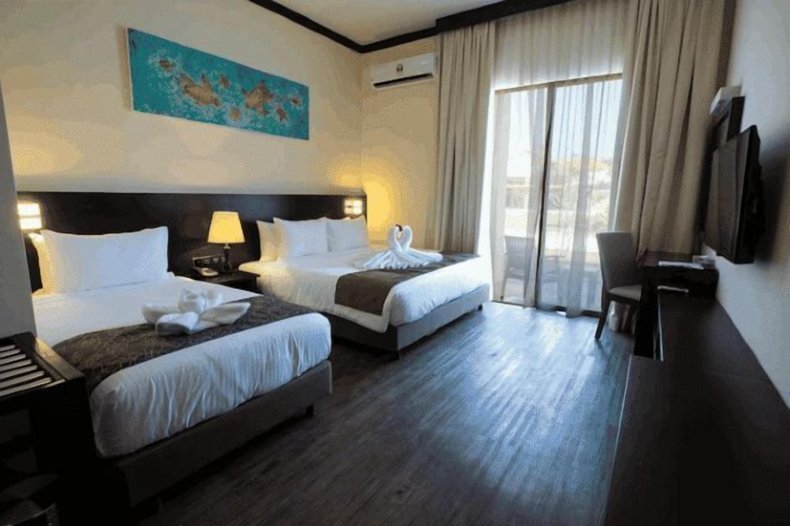 In-room safe, desk, soundproofing, iron/ironing board