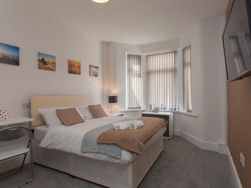 Crewe Rooms Westminster Street