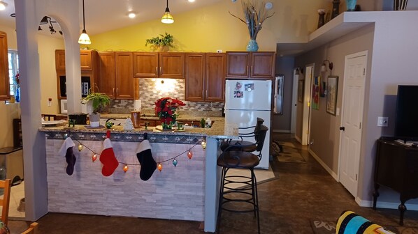 Interior - Country home in friendly neighborhood surrounded by forest (Flagstaff)