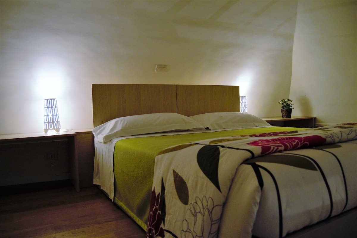 Appartement Standard, 1 chambre (Miserere) | Bureau, chambres insonorisées, Wi-Fi gratuit, draps fournis