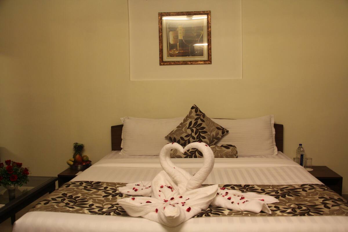Egyptian cotton sheets, premium bedding, down duvets, memory-foam beds