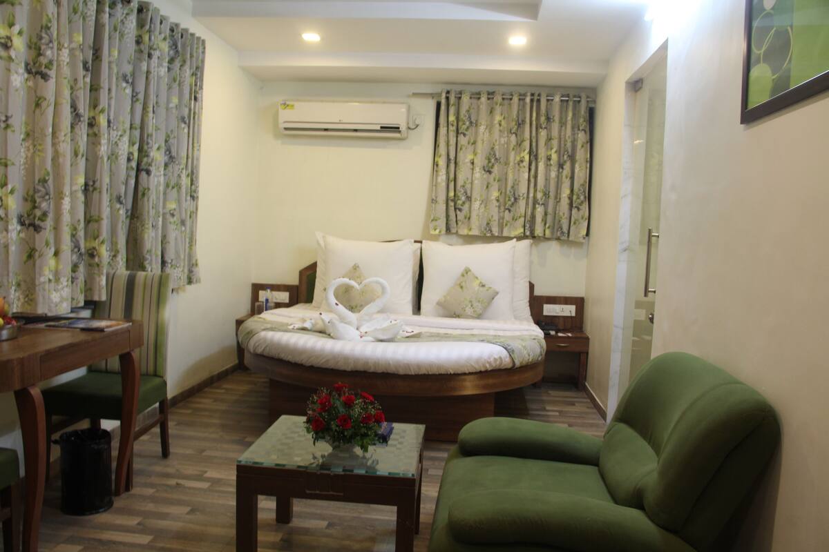 Egyptian cotton sheets, premium bedding, down duvets, memory-foam beds