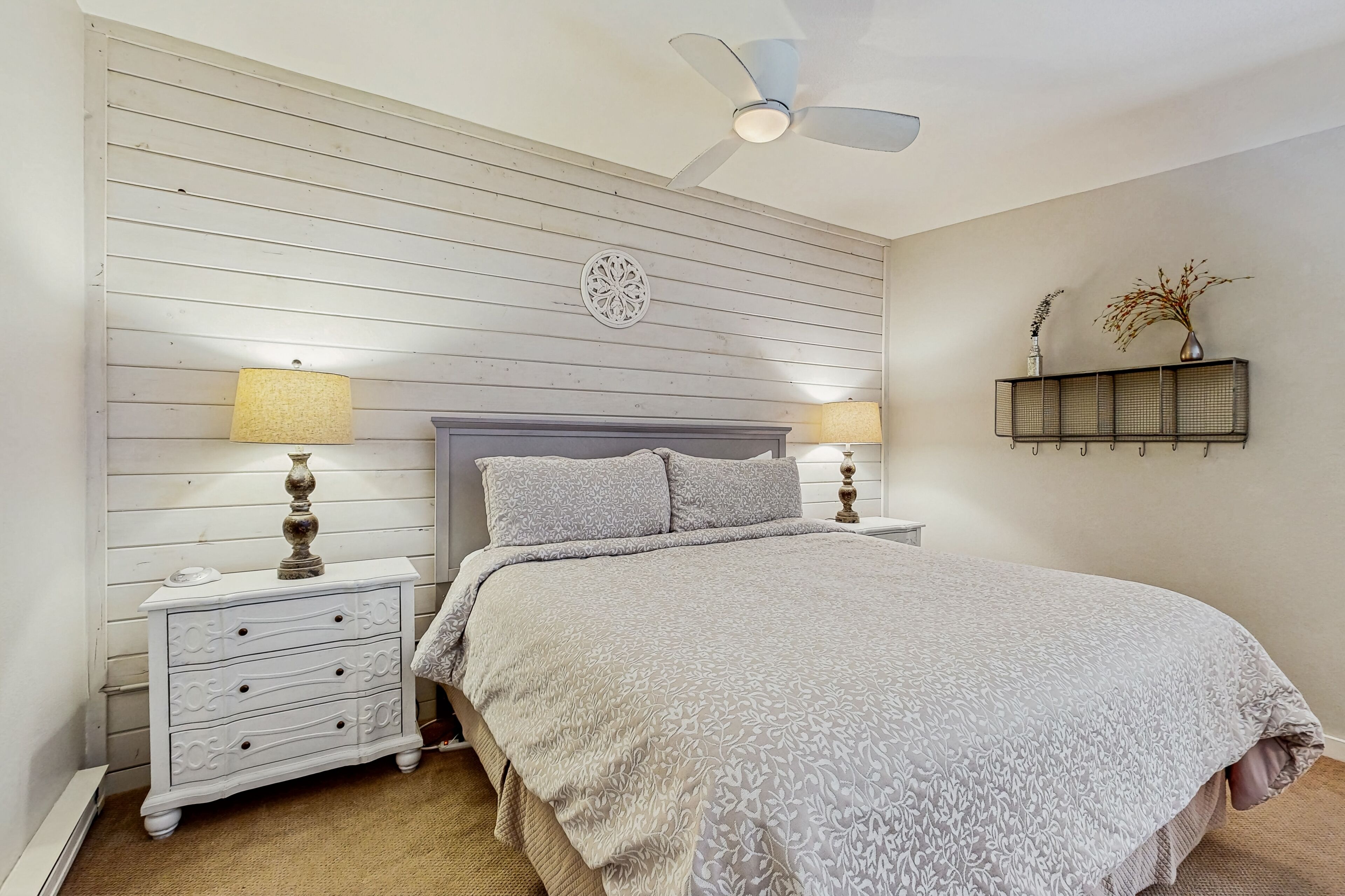 Internet, bed sheets