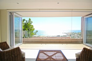 Premier Apartment, 2 Bedrooms, Balcony, Ocean View | Balcony