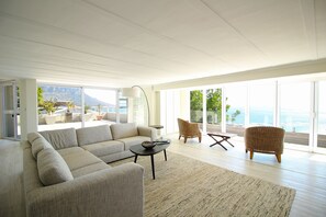 Premier Apartment, 2 Bedrooms, Balcony, Ocean View | Living room