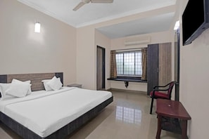 Standard Room | Free WiFi - Chennai guest house (Chennai)