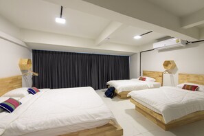 Caja de seguridad en la habitación y decoración personalizada