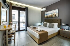 2 chambres, chambres insonorisées, fer et planche à repasser