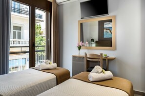2 chambres, chambres insonorisées, fer et planche à repasser