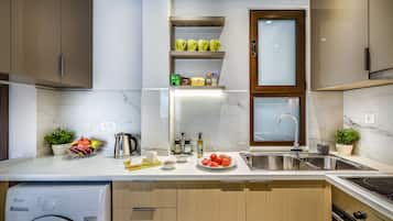 Apartment, 2 Schlafzimmer | Eigene Küche | Großer Kühlschrank, Mikrowelle, Ofen, Herdplatte