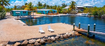 Waterfront Cozy Cottage with Boat Ramp & Dock!