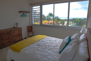 4 quartos, cofres nos quartos, ferros/tábuas de passar roupa