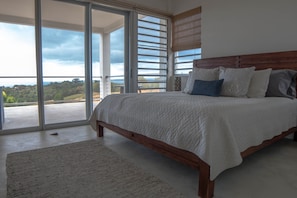 4 bedrooms, in-room safe, iron/ironing board, free WiFi