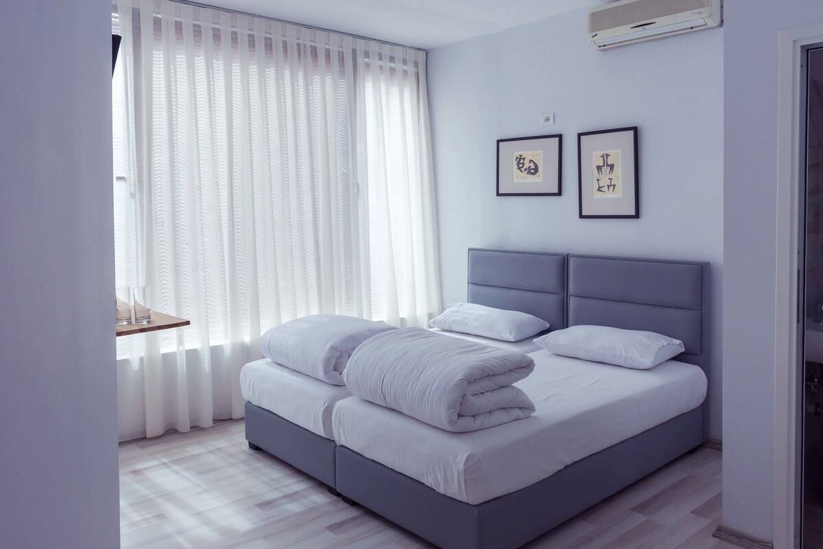 Iron/ironing board (on request), WiFi (free), bed sheets