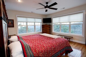 5 habitaciones, tabla de planchar con plancha, wifi y ropa de cama 