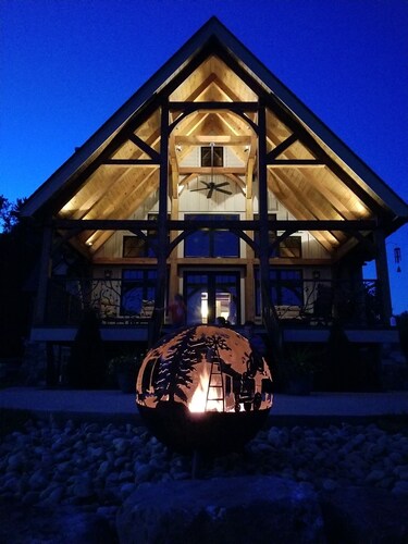 Farm Stay with animals in beautiful Timber Frame House in the Foothills of W. NC