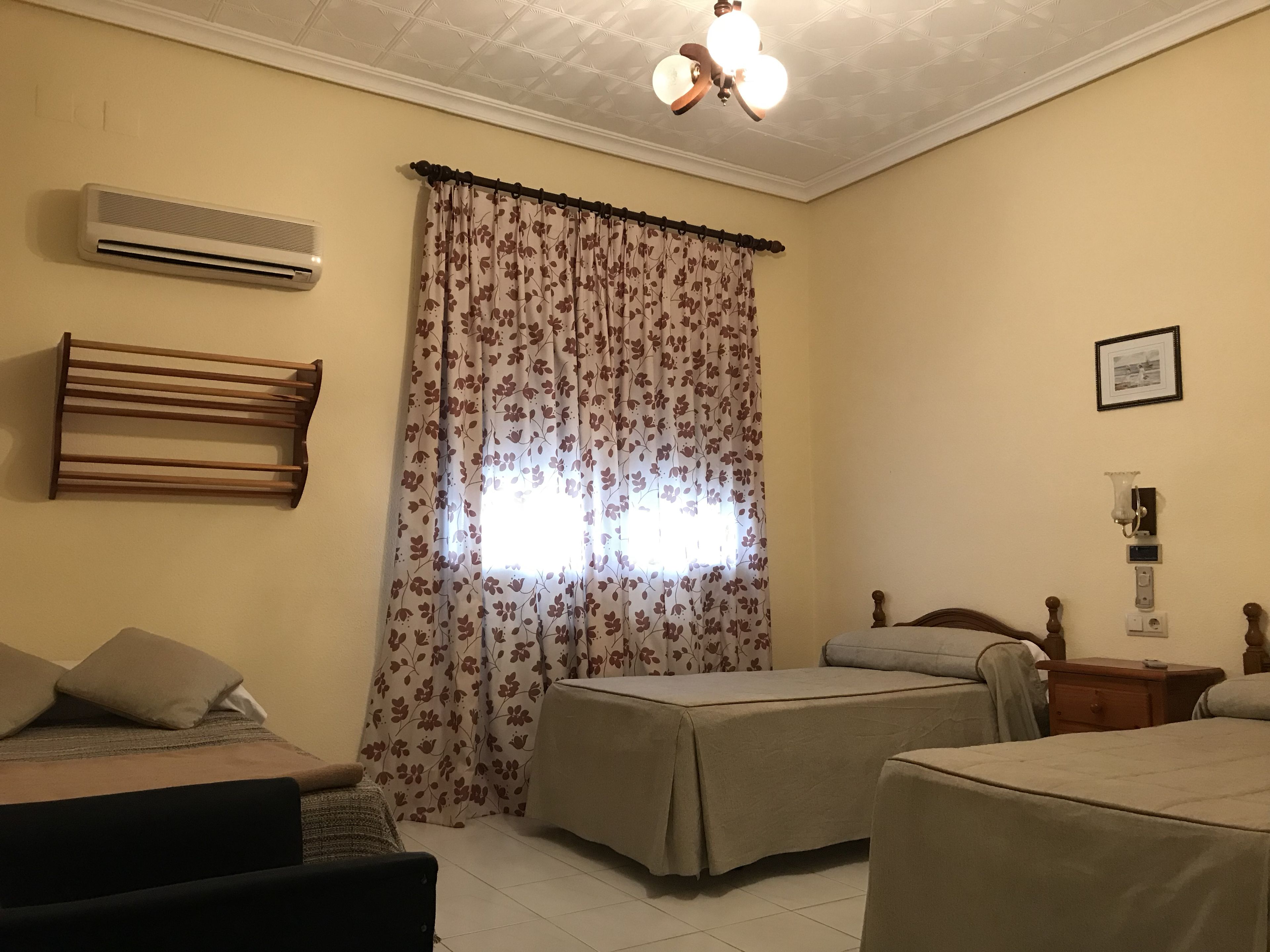 Foto - Hostal Santa Ana