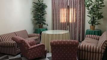 Sala de estar en el lobby