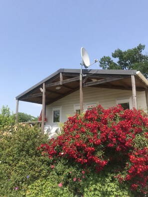 Chalet (New) | Terrace/patio