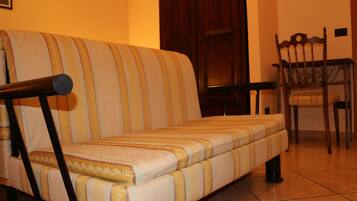 Doppia Comfort | Area soggiorno | TV a schermo piatto