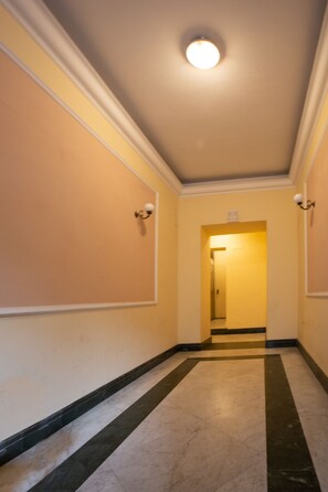 Interior - Maribea Rome Center (Rome)