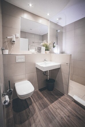 Chambre Double | Salle de bain