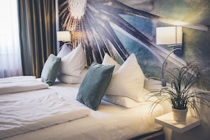 Hypo-allergenic bedding, minibar, rollaway beds, free WiFi - Gartenstadt Hotel (Ludwigshafen)