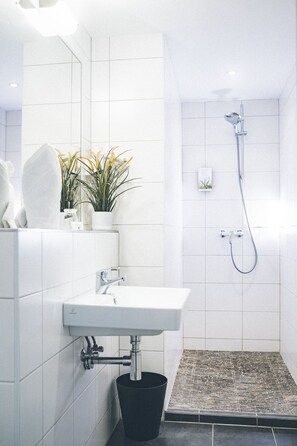 Bathroom - Gartenstadt Hotel (Ludwigshafen)