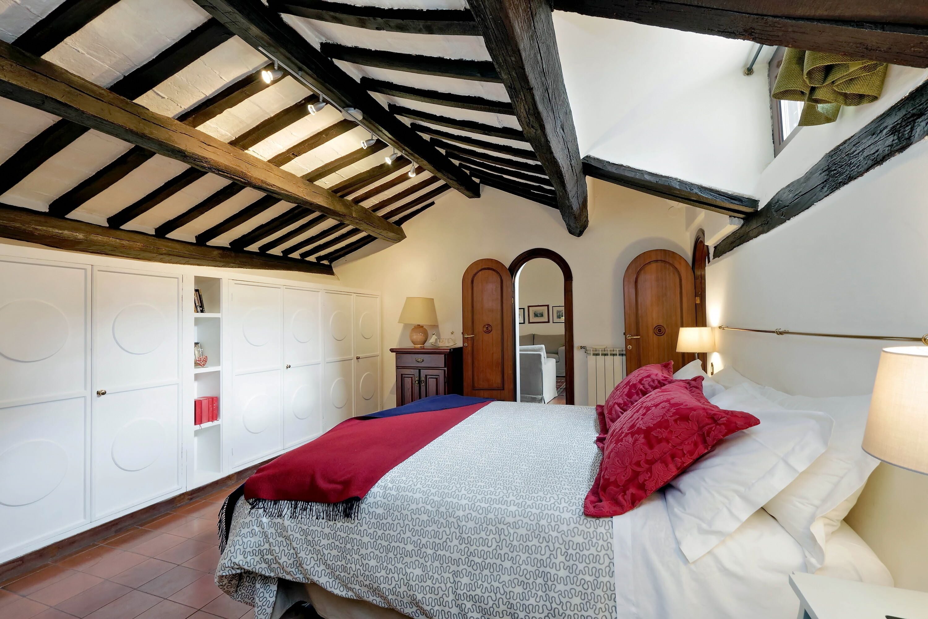 1 多间卧室、熨斗/熨衣板、婴儿床、免费 WiFi