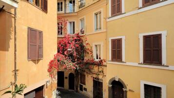 Leilighet, 2 soverom | Gateutsikt