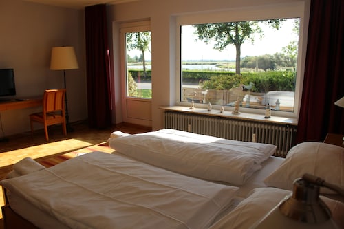 Hotel Zur Treene