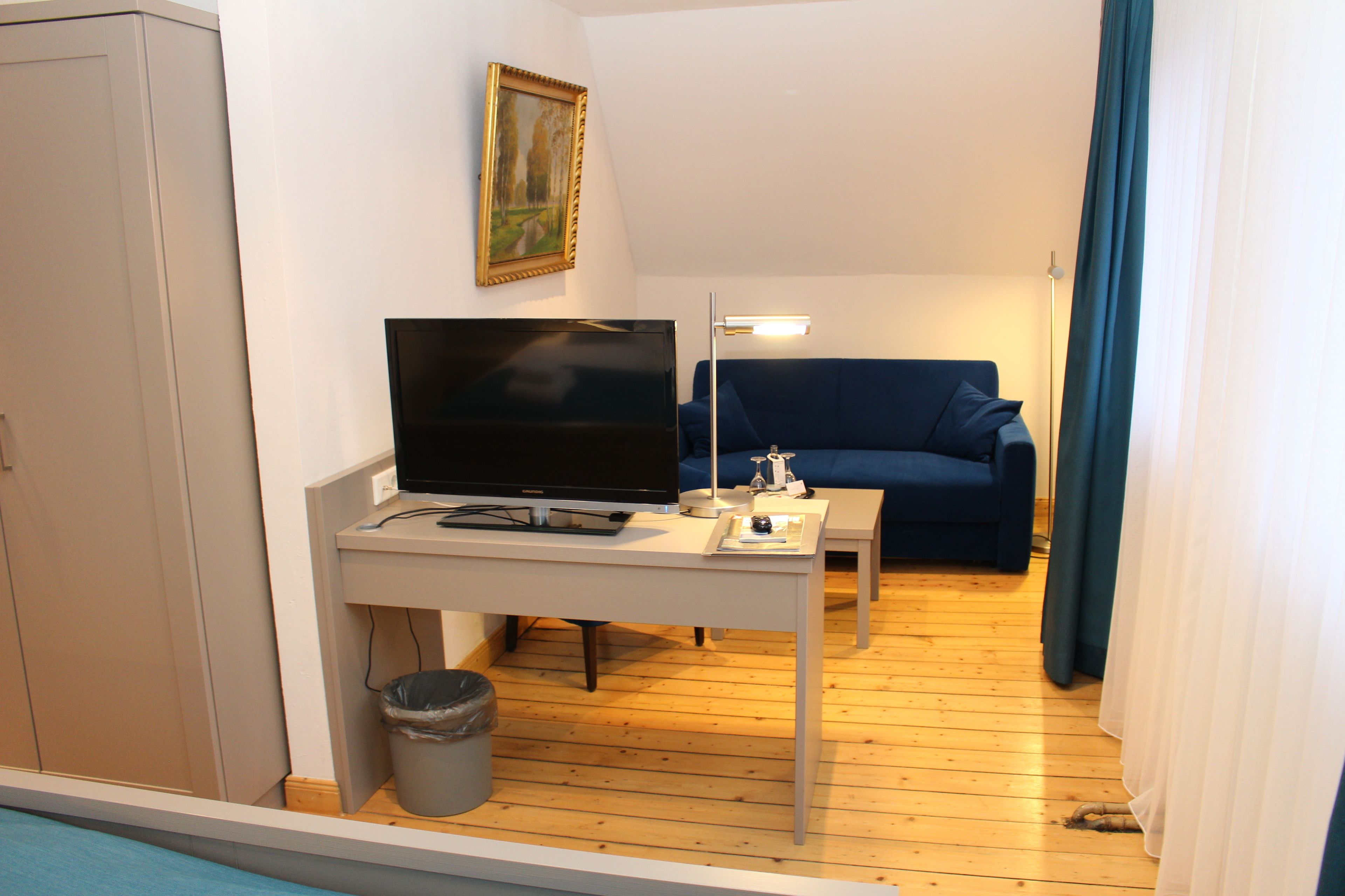 double room | living area | 80-cm flat-screen tv with satellite channels, tv