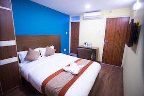 Deluxe Double Room, 1 Queen Bed, Non Smoking | In-room safe, soundproofing, free WiFi, bed sheets - Hotel Rosemary Homes (Kathmandu)