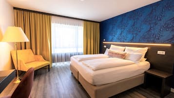 Comfort-Doppelzimmer | Allergikerbettwaren, Zimmersafe, Schreibtisch, Verdunkelungsvorhänge