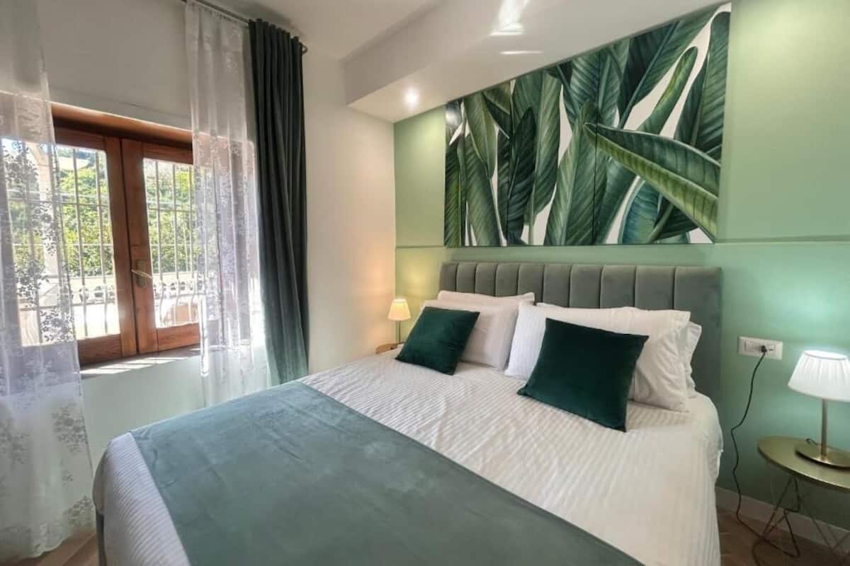 럭셔리 스위트, 발코니, 바다 전망 | 간이 침대, 무료 WiFi, 침대 시트