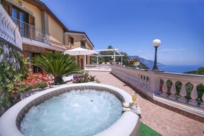 Terrace/patio - Villa Costanza Sorrento B&b (Sant'Agnello)