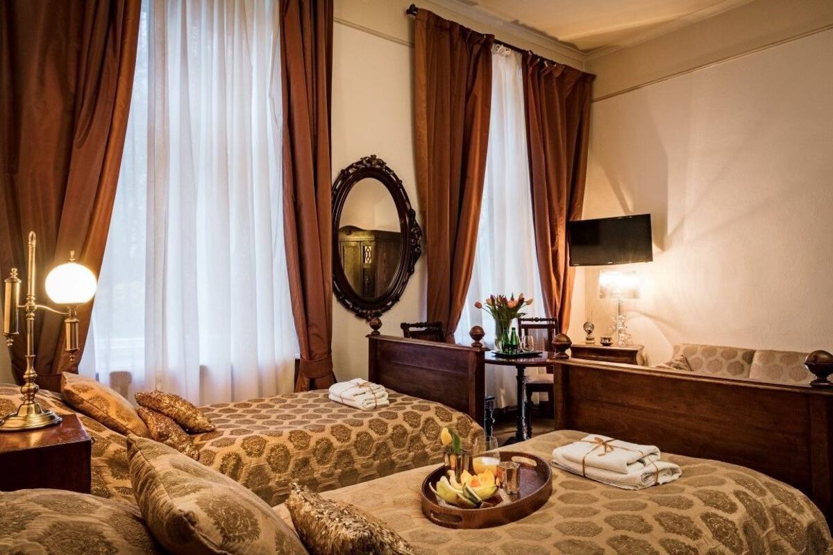Twin Room | Premium bedding, desk, laptop workspace, iron/ironing board (on request)