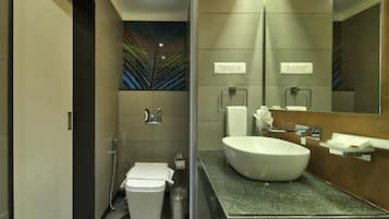 Shower, towels