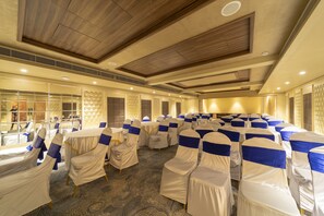 Banquet hall - Icon Boutique by Bhagini (Bengaluru)