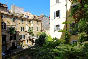Exterior - Croce - WR Apartments (Rome)