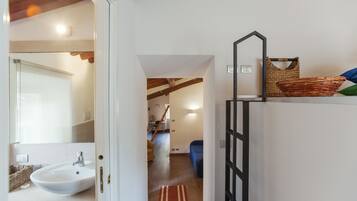 Appartement, 1 slaapkamer | 1 slaapkamer, individueel gedecoreerd, individueel gemeubileerd