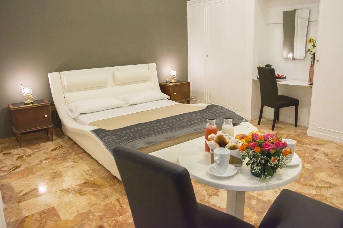 Foto - Il Ventre di Napoli "Broggia"