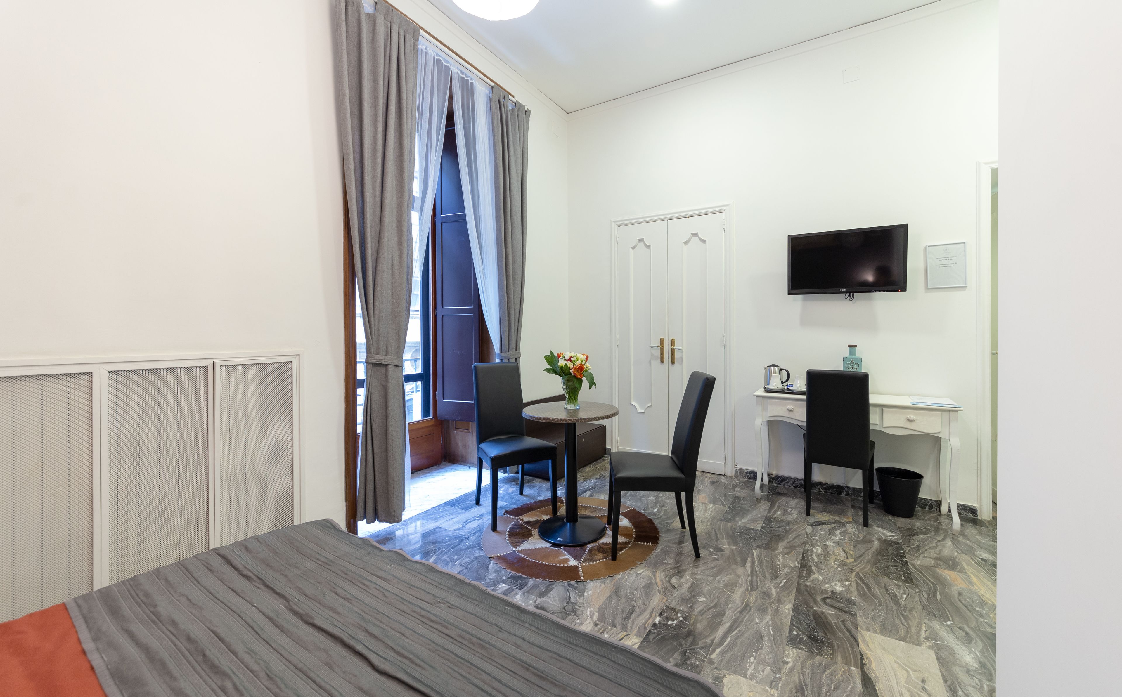 Foto - Il Ventre di Napoli "Broggia"