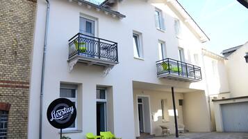 Bagian depan properti