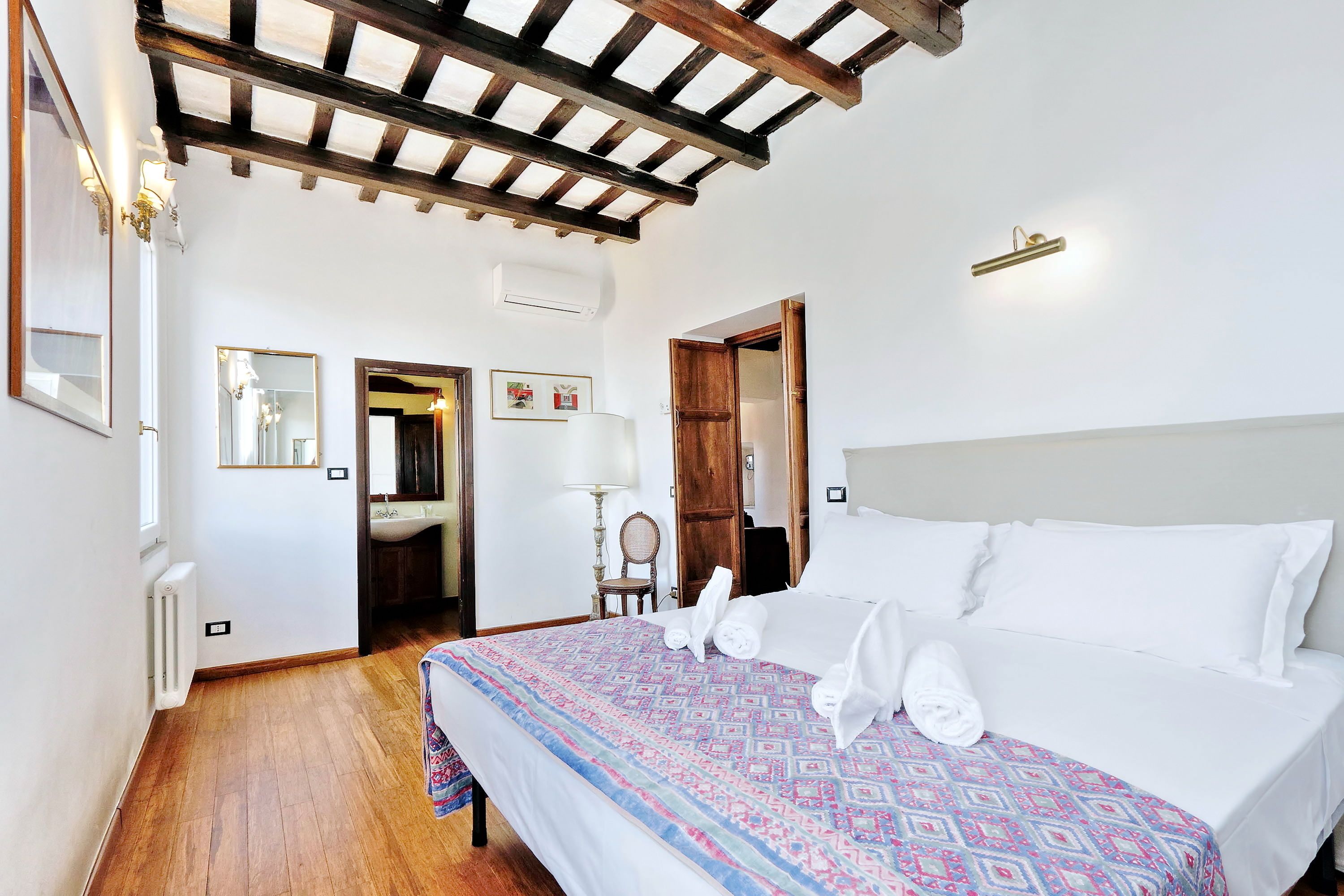 Apartment, 2 Schlafzimmer | 2 Schlafzimmer, Babybetten, kostenloses WLAN, Bettwäsche